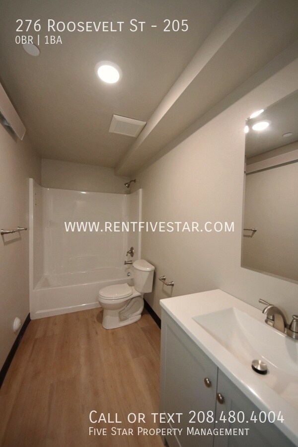 Building Photo - 276 Roosevelt St