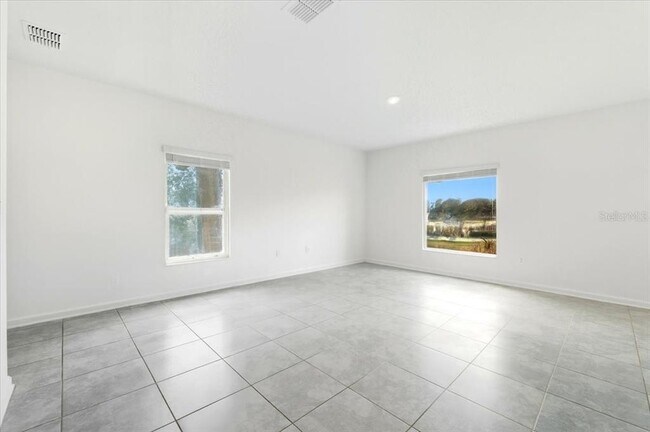 Building Photo - 1140 Tyler Lp