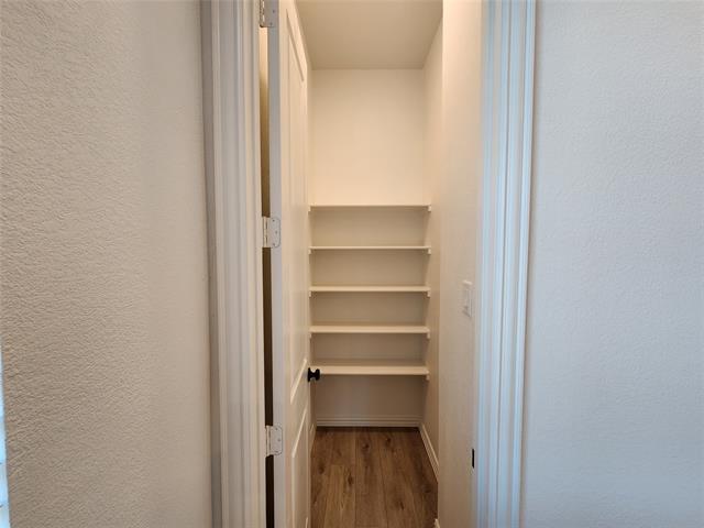 Building Photo - 634 Redwood Wy