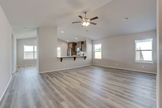 Building Photo - 4/2.5/2 New Construction Home!