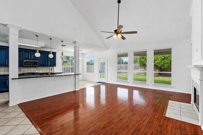 Building Photo - 16202 Lasting Light Ln