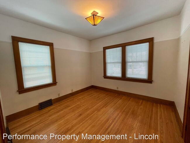 Building Photo - 4 br, 2 bath House - 1525 South 11th Street