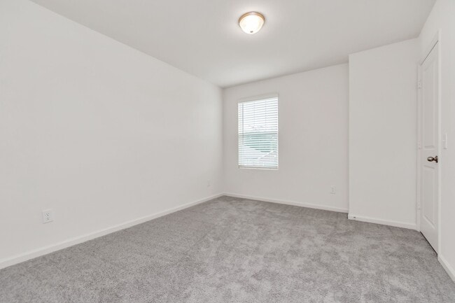 Building Photo - 7810 Hightree Dr