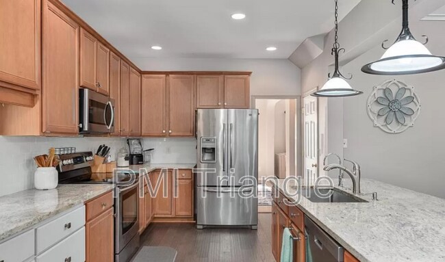 Building Photo - 2111 Baycourt Trail