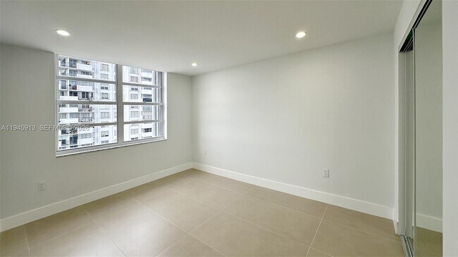 Building Photo - 2750 NE 183rd St