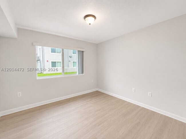 Building Photo - 15410 SW 284th St