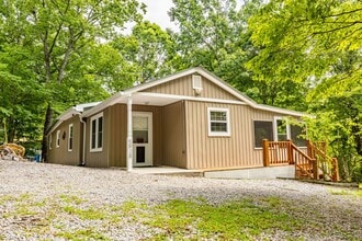 Building Photo - Top of the World, Tallassee 37878 - 2 bedr...