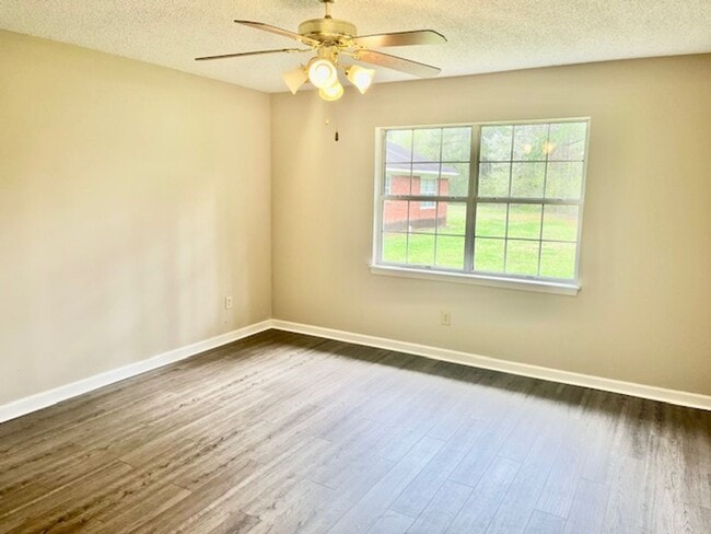 Building Photo - Mathis Drive #304 &amp; 306