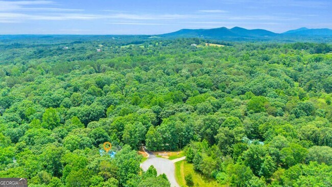 Building Photo - 417 Hickory Ridge Dr