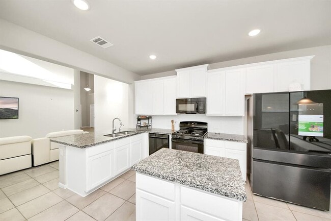 Building Photo - 6302 Prince Pl Dr
