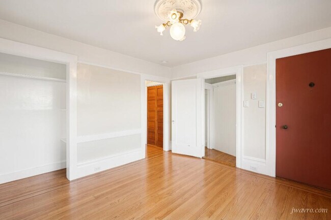 Building Photo - 1421 Clayton St