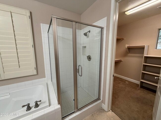 Building Photo - 421 W Wisteria Pl