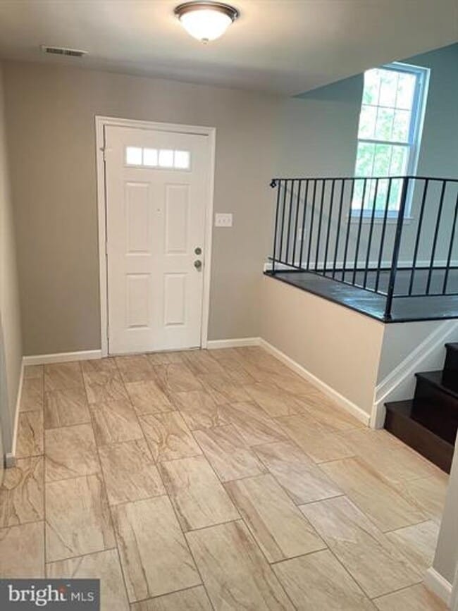 Building Photo - Amazing Single family home
