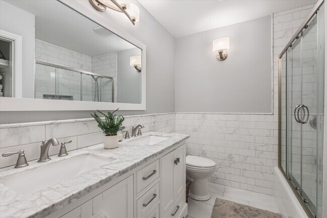 Building Photo - Mid-Century Home in Killearn Estates