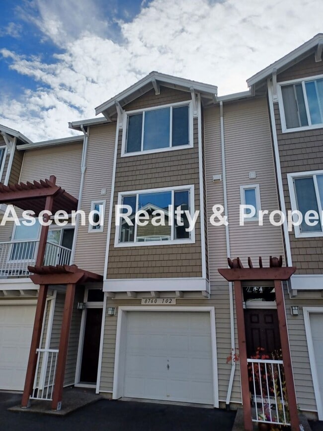 Building Photo - Price Lowered~Act Now!! Sexton Crest Townhome Open Floor Plan 2 Car Tandem Attached Garage Availa...