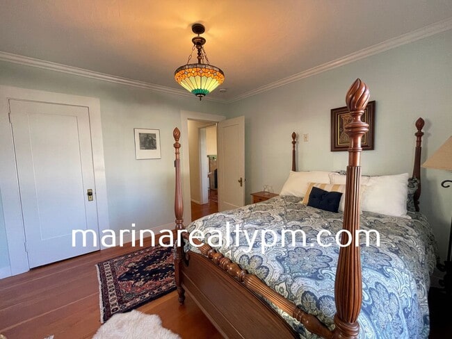 Building Photo - Welcome to this stunning 3 Bedroom 2 Bath Single Family Home in the charming town of Crockett, CA