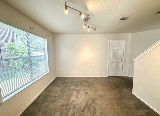 Building Photo - 3BED/2.5 HOUSE FOR RENT AVAILABLE NOW!