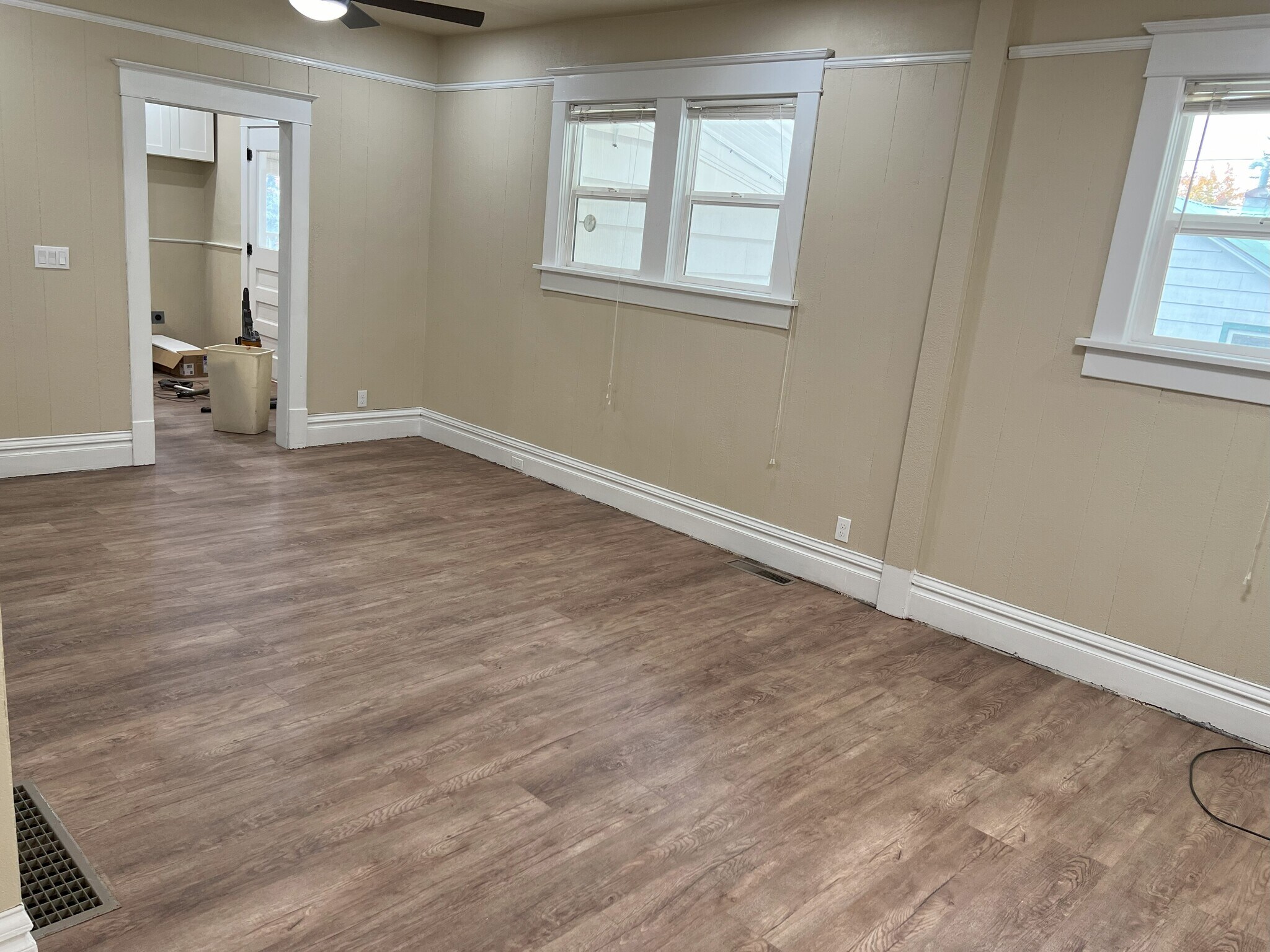 Building Photo - 808 2nd Ave W