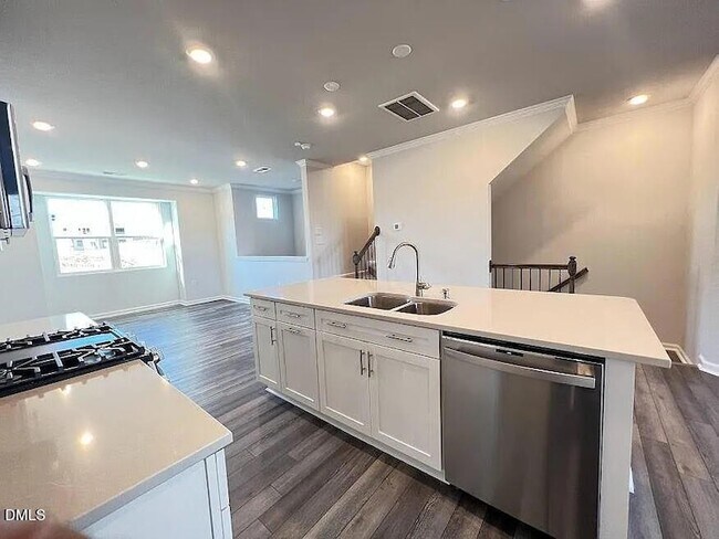 Building Photo - 412 Odham Ln