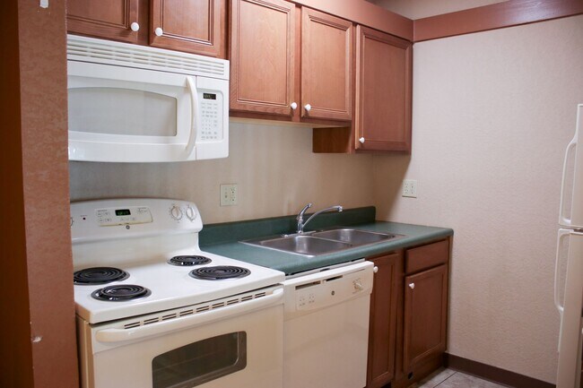 Interior Photo - 601-603 E Clark St