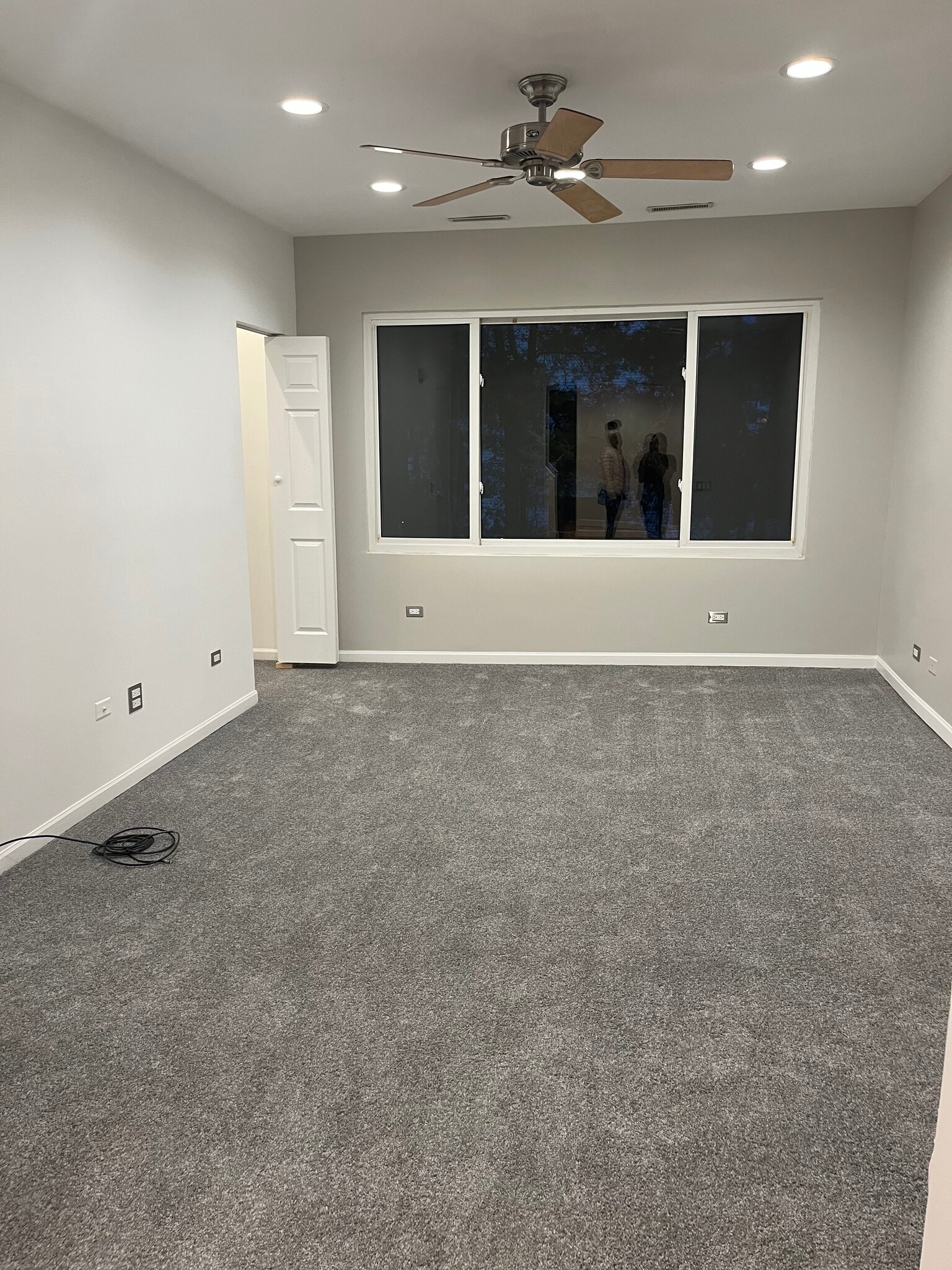 Building Photo - 1638 N Washtenaw Ave