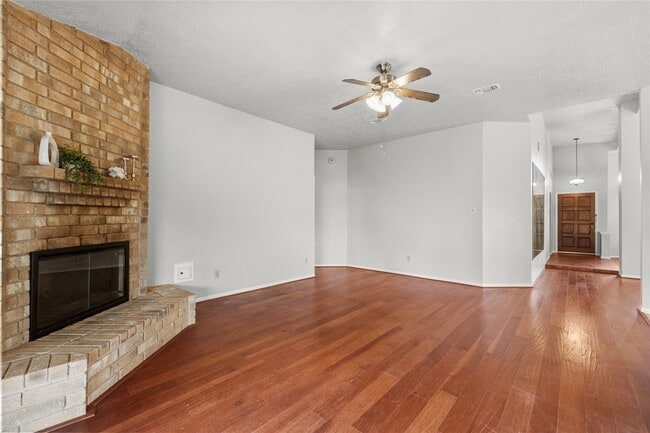 Building Photo - 8118 Vista Del Sol Dr