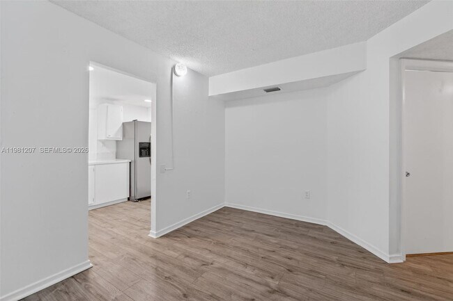 Building Photo - 9091 Lime Bay Blvd