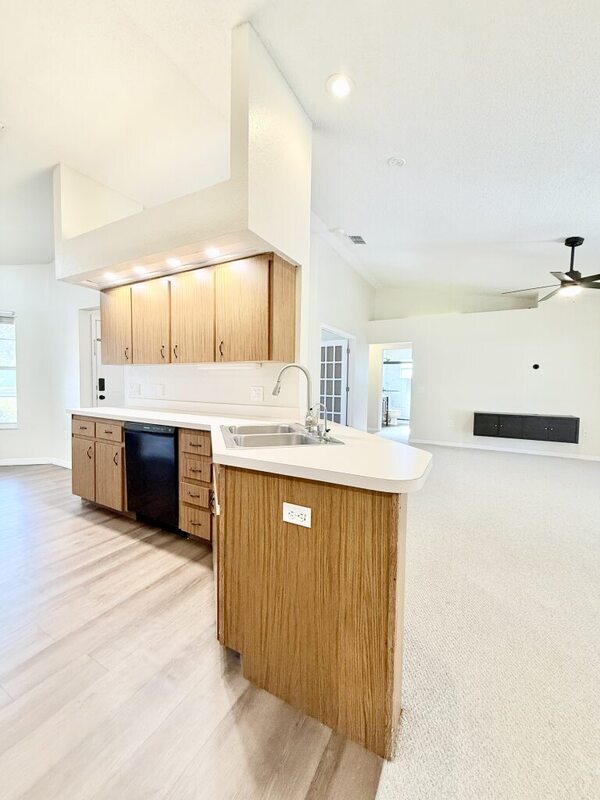 Building Photo - 2610 Sundance Ct