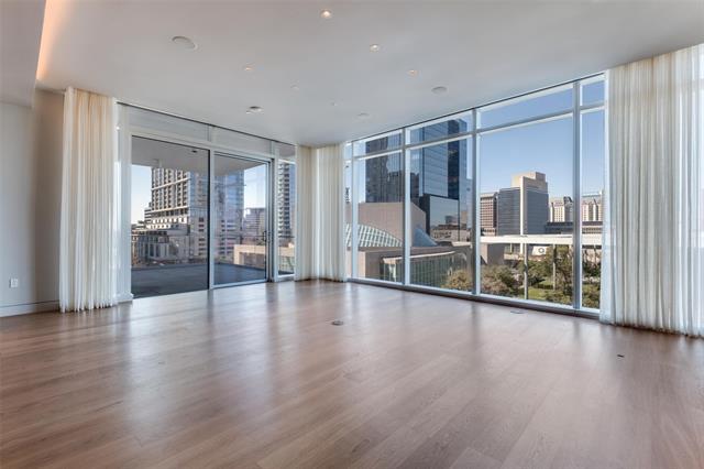 Building Photo - 1747 Leonard St