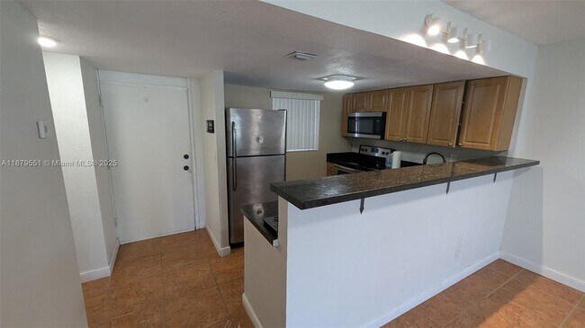 Primary Photo - 15600 NW 7th Ave