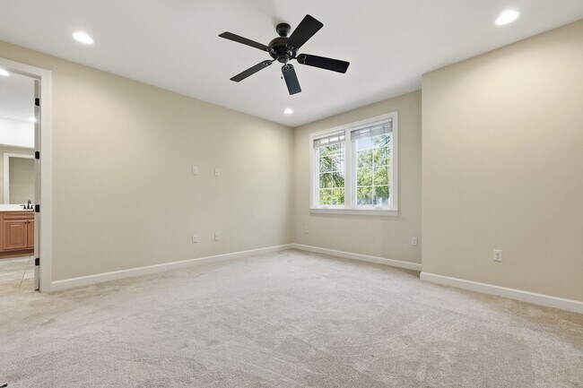 Building Photo - 4256 Skipjack Cove