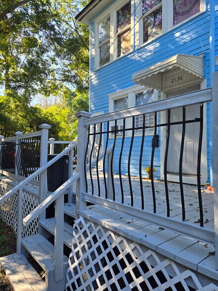 Building Photo - 2136 Park St