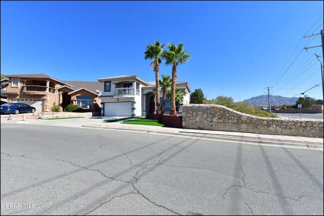 Primary Photo - 7301 Corona Del Sol Dr