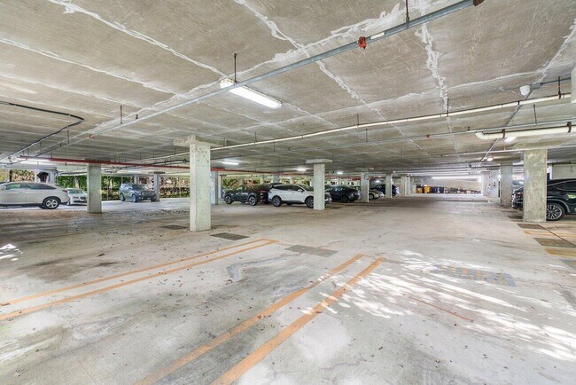 Building Photo - 2205 Tuscany Way