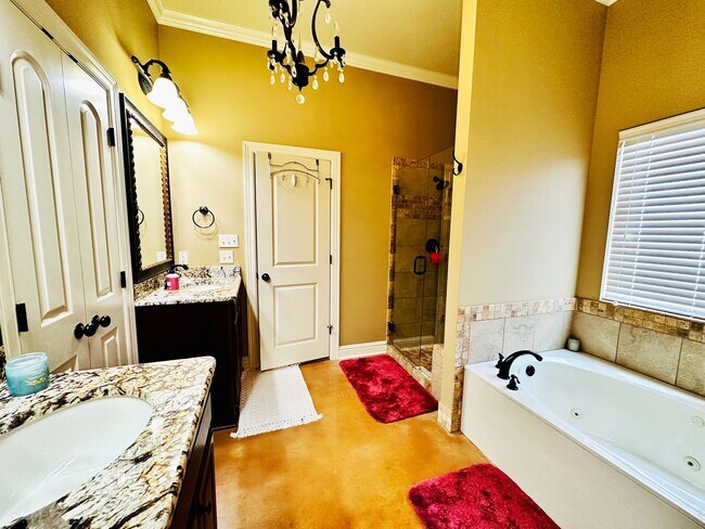 Building Photo - 459 Long Acre Dr