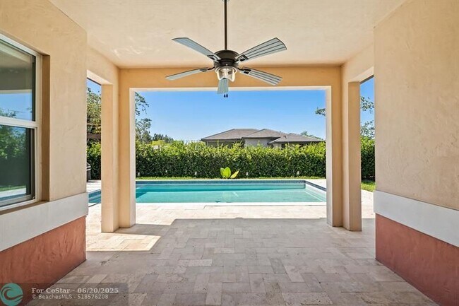 Building Photo - 6412 SW 55th Pl