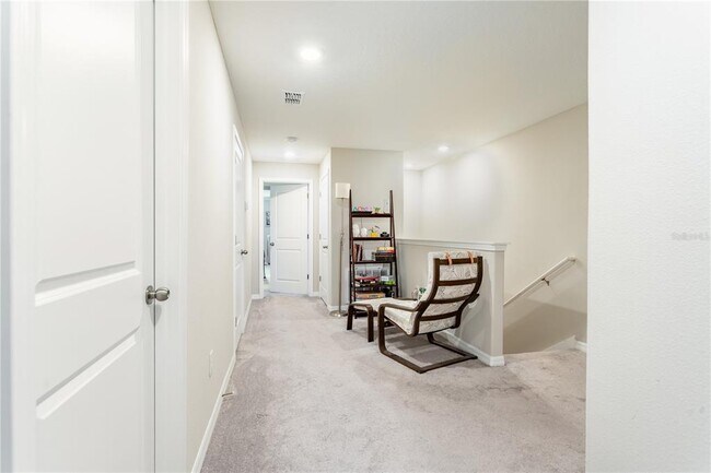 Building Photo - 23265 Willow Glen Way