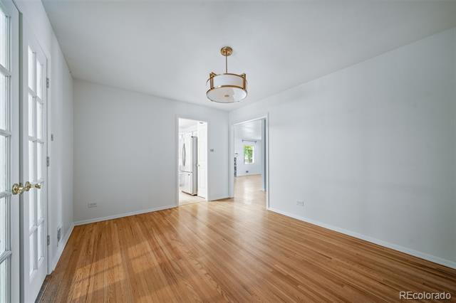 Building Photo - 3124 S Vine Ct