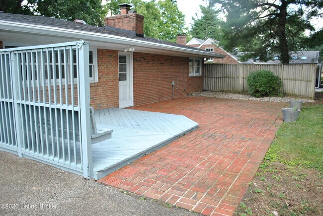 Building Photo - 2706 Lime Kiln Ln