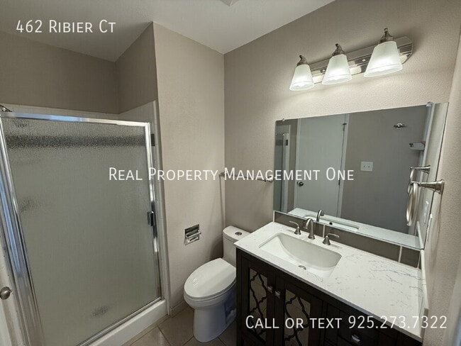 Building Photo - 462 Ribier Ct