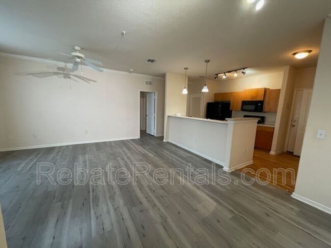 Building Photo - 8290 Gate Pkwy W