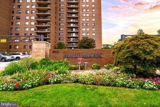 Building Photo - 200 N Pickett St