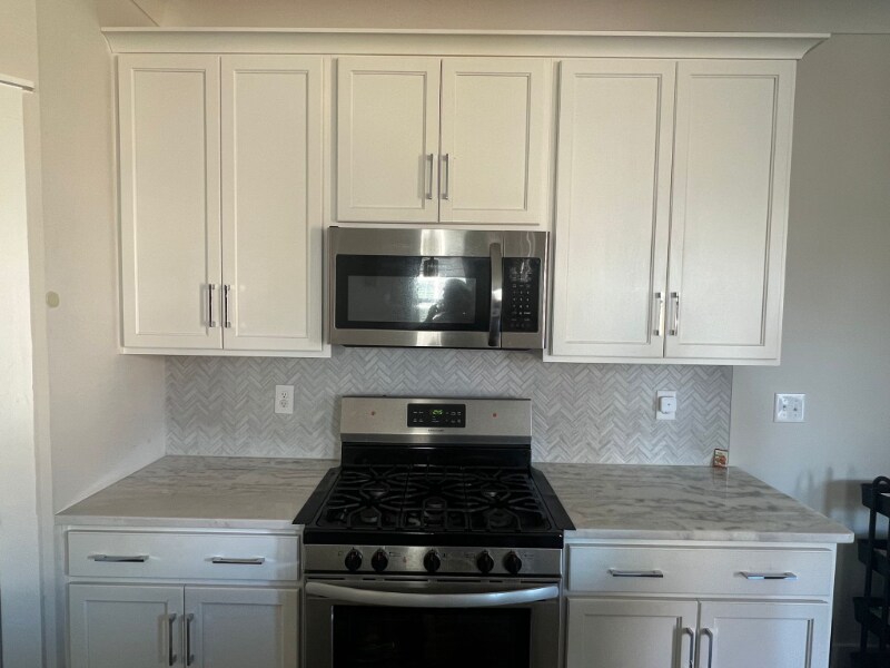 Building Photo - 386 Hammock Ln