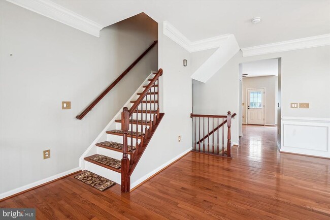 Building Photo - 217 Chesterbrook Ct