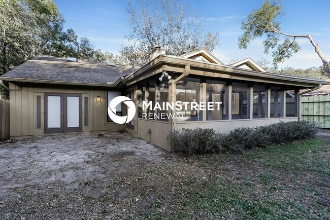Building Photo - 3 Bedroom Pet-Friendly Home in Longwood, FL with Main Street Renewal
