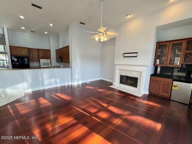 Building Photo - 3714 Pinckney Island Ct