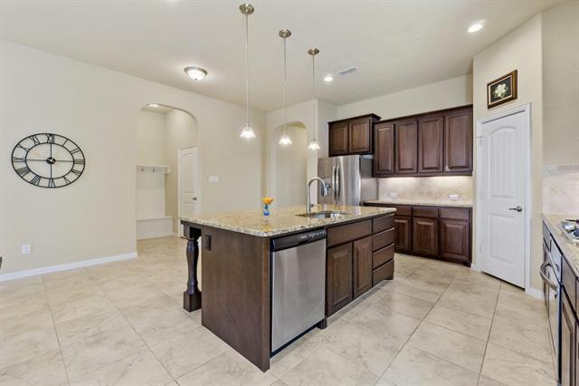 Building Photo - 14829 Star Creek Dr