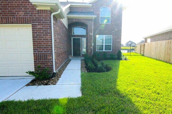 Building Photo - 29647 Clover Shore Dr