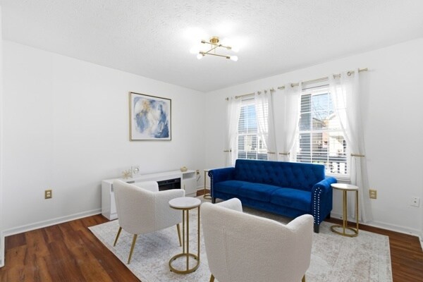 Building Photo - 924 Carpenter St