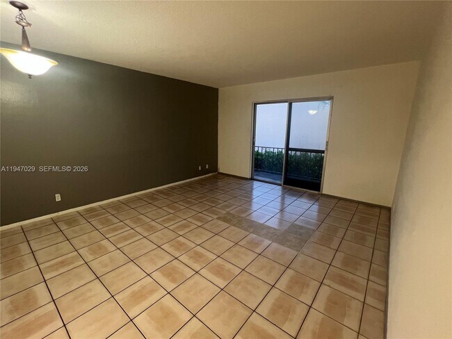 Building Photo - 9203 NW 38th Dr